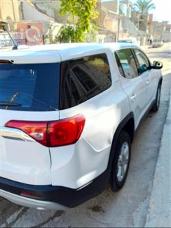 GMC Acadia